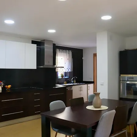Modern, Quiet & Complete House *