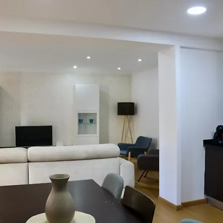 Modern, Quiet & Complete House